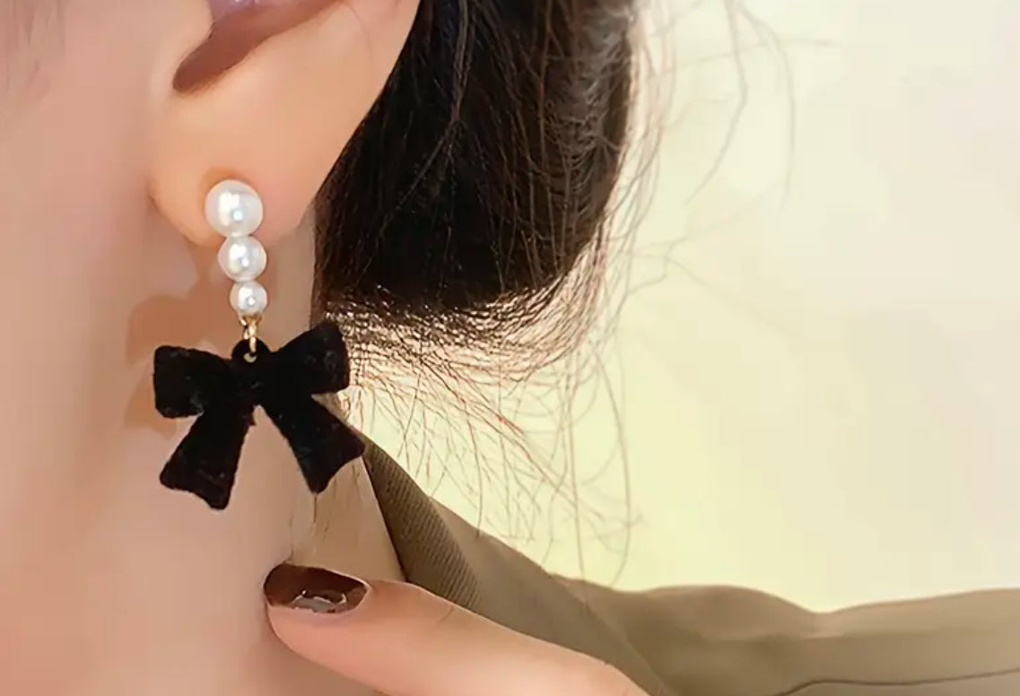 Chic Black Bow & Faux Pearl Dangle Earrings