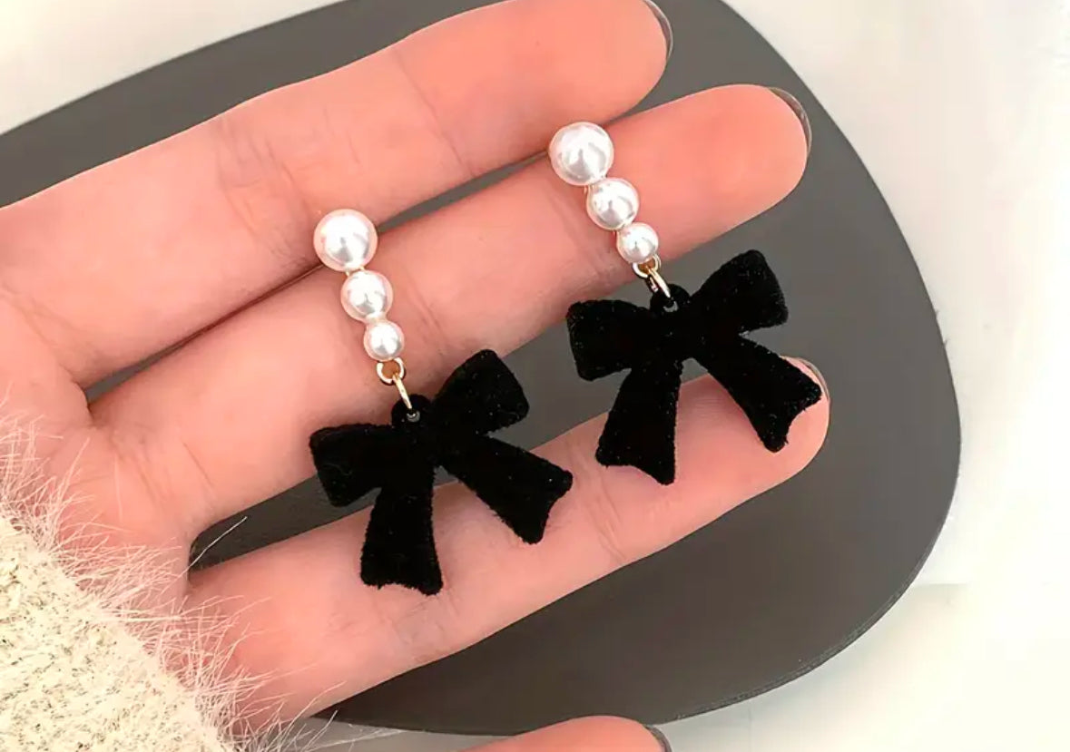 Chic Black Bow & Faux Pearl Dangle Earrings